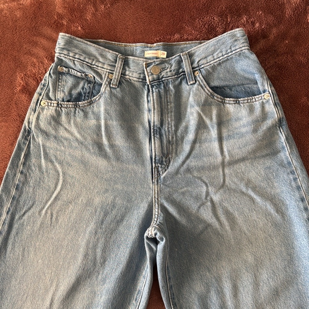 Levi’s Cinch Baggy Jeans - Picture 6 of 8